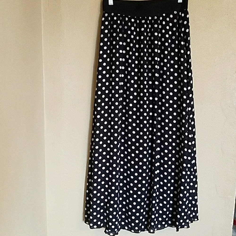 LuLaRoe Lucy Chiffon Skirt